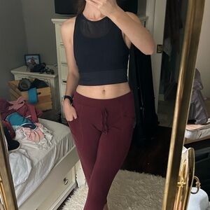 Black mesh cropped / long line sports bra workout tank top with build in bra